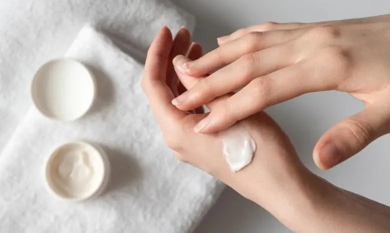  What Is the Difference Between Polyethylene Glycol and Propylene Glycol? 